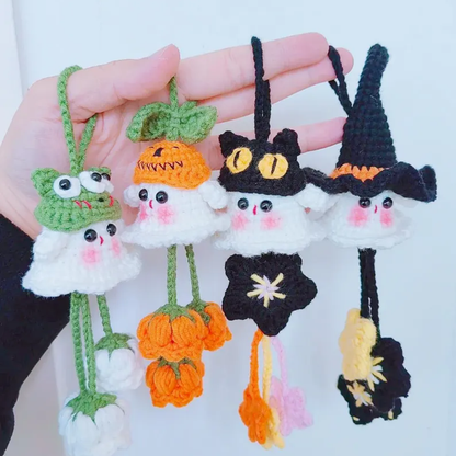 Little Ghost Friends Crochet Pattern
