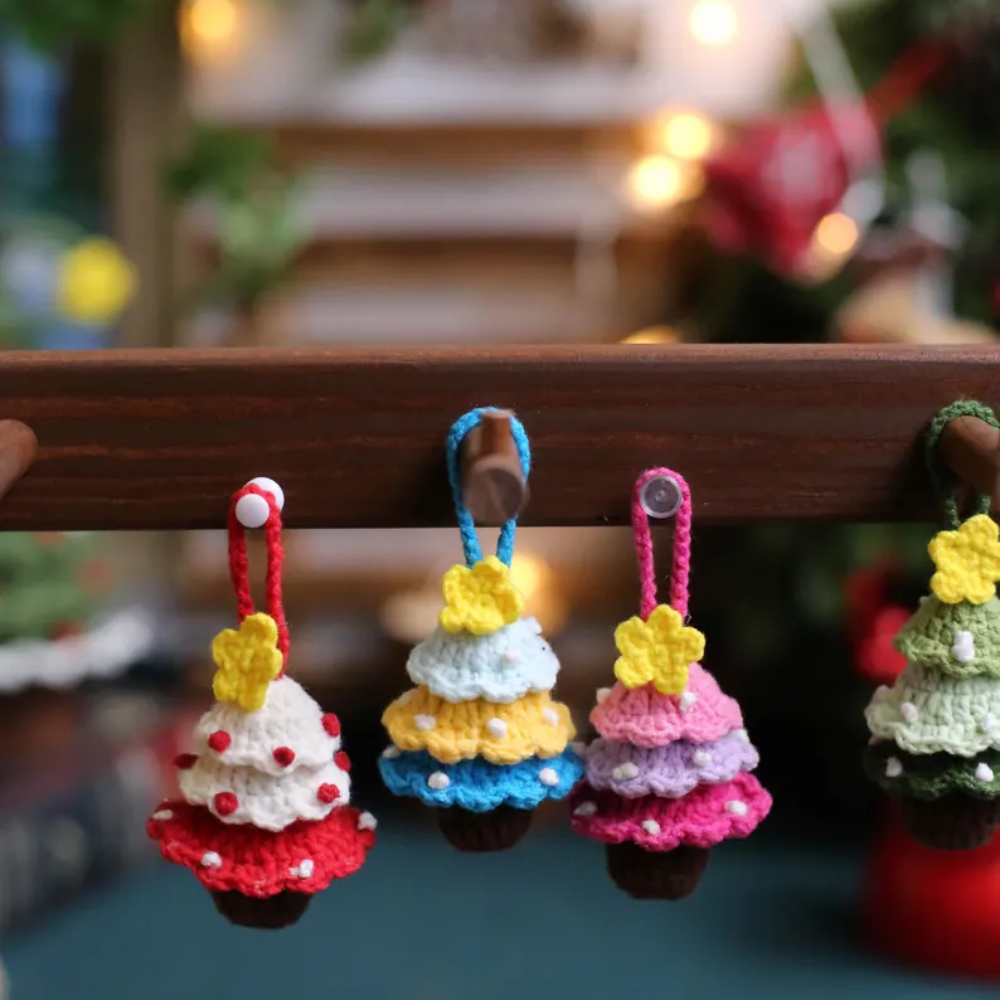 Mini Christmas Tree Ornament Crochet Pattern