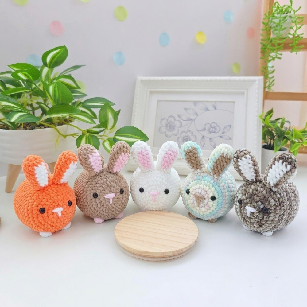 5 in 1 Hoppy Easter Garden Crochet Pattern