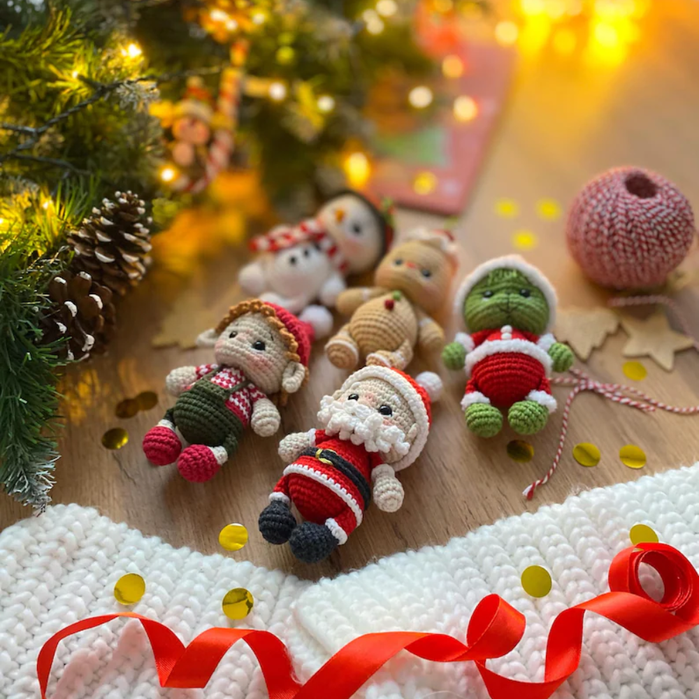 Christmas Friends Crochet Pattern