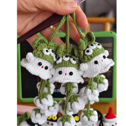 Little Ghost Friends Crochet Pattern