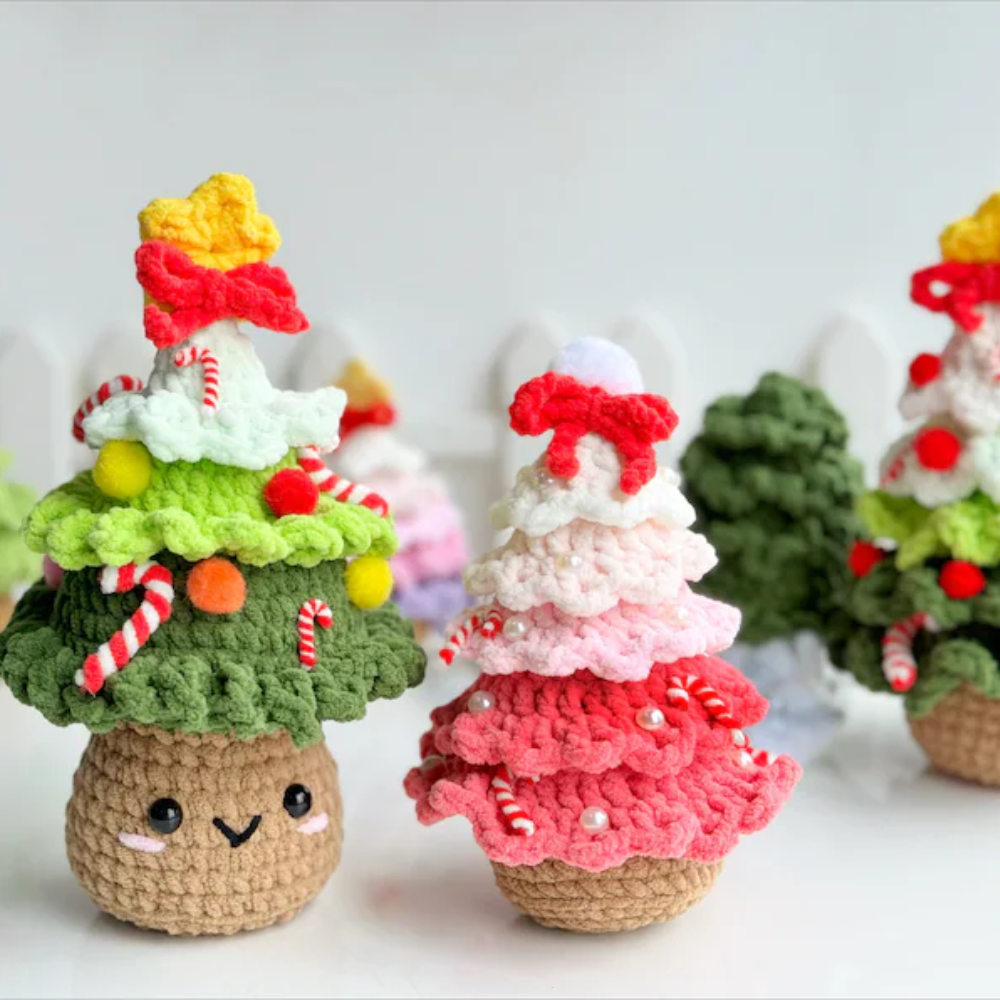 Sweet Christmas Tree Crochet Pattern