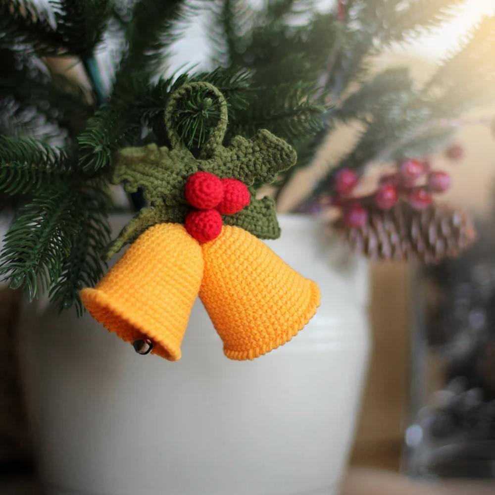 Holly Jingle Bells Crochet Pattern