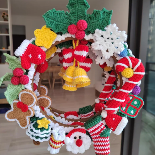 Festive Holiday Wreath Crochet Pattern