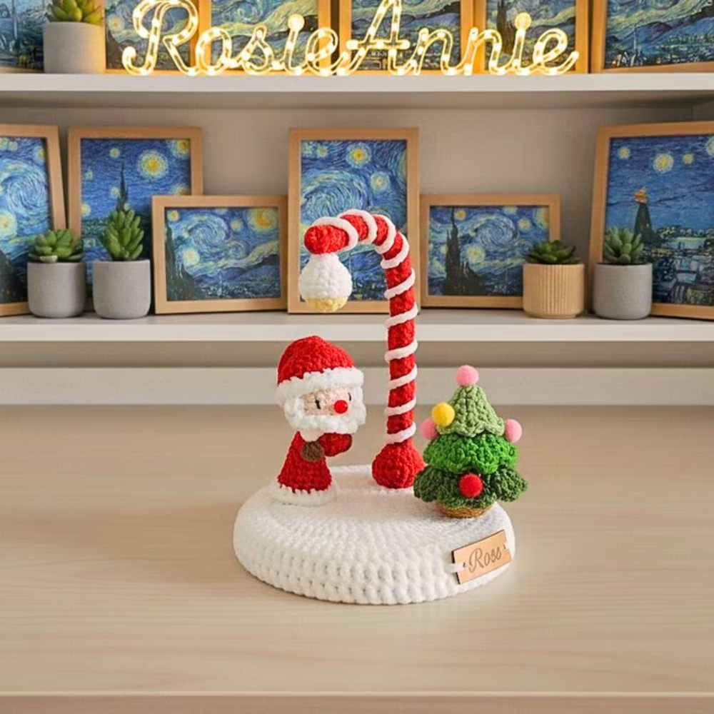 Santa’s Candy Lamp Crochet Pattern