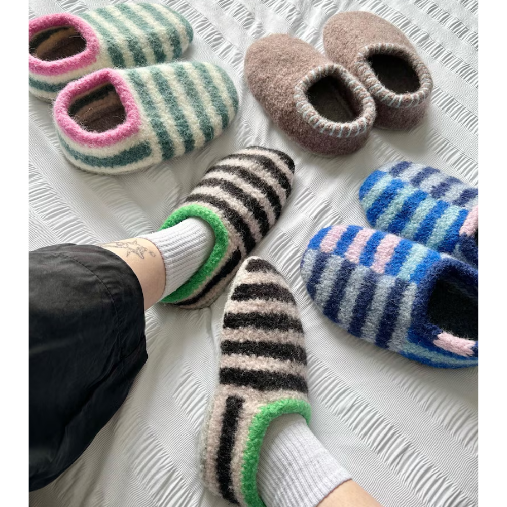Striped Wool House Slippers Knitting Pattern