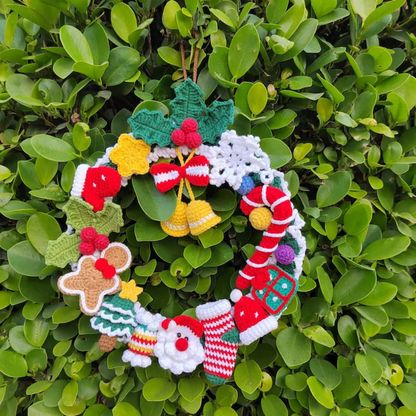 Festive Holiday Wreath Crochet Pattern